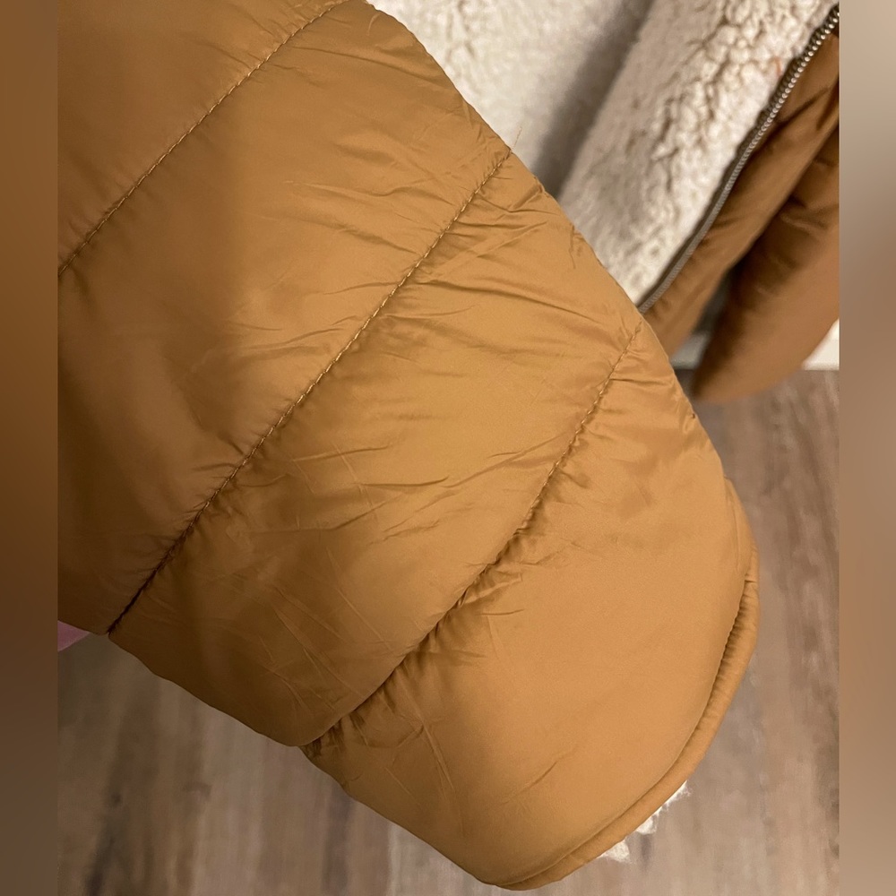 Puffer Jacket - Picture 4 of 4